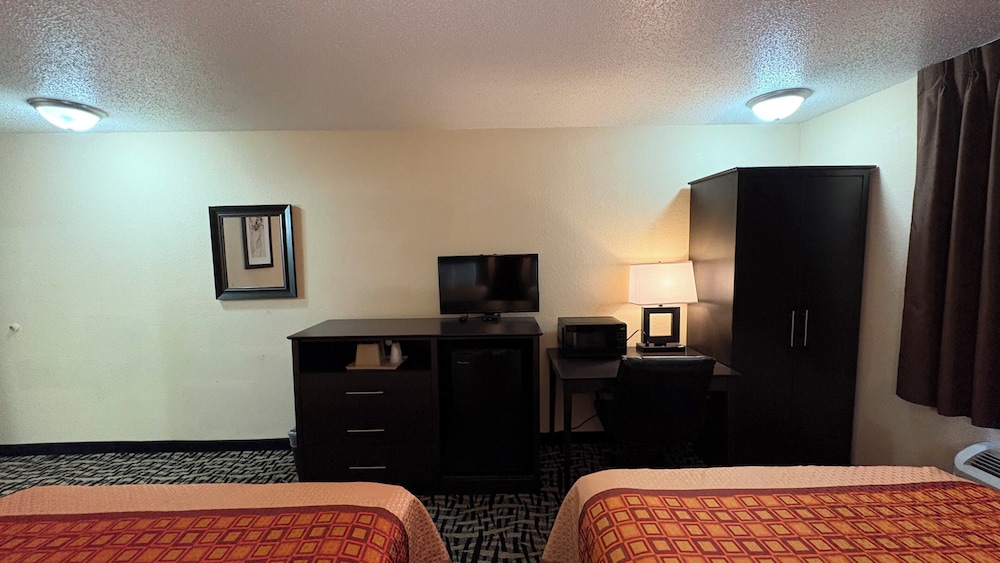 Americas Best Value Inn 47/53