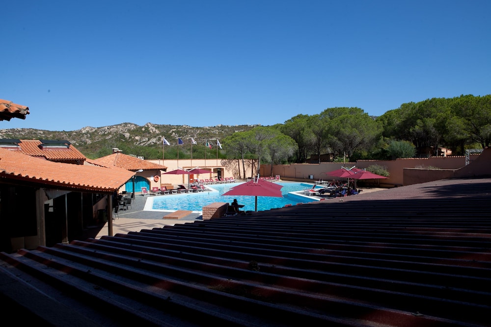 Club Esse Cala Bitta 30/33