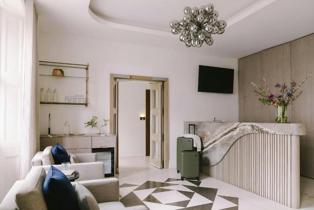 The Voyage Hotel Paddington 40/46