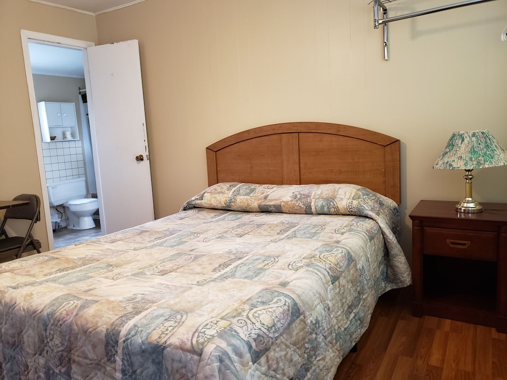 Regent Motel 9/50