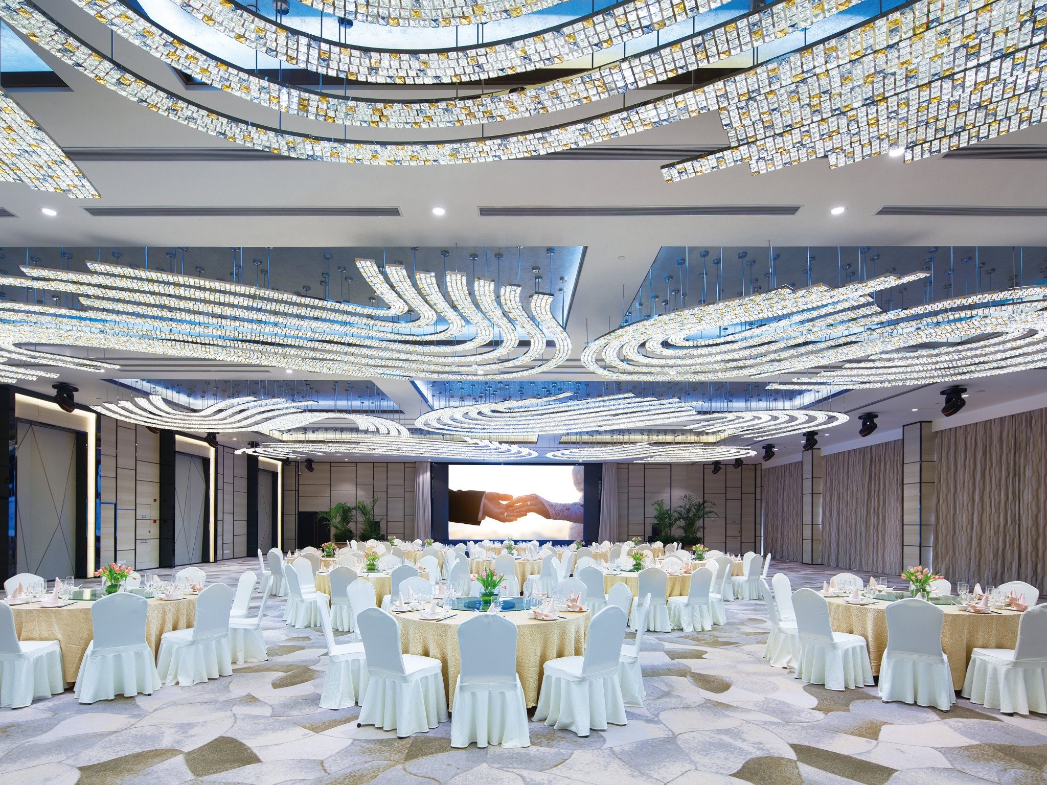 Golden Tulip Shanghai Hongqiao(ex Hotel Golden Tulip Shanghai Rainbow) 38/41