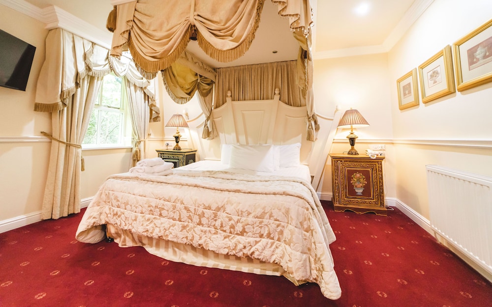 Grange Hotel 10/50