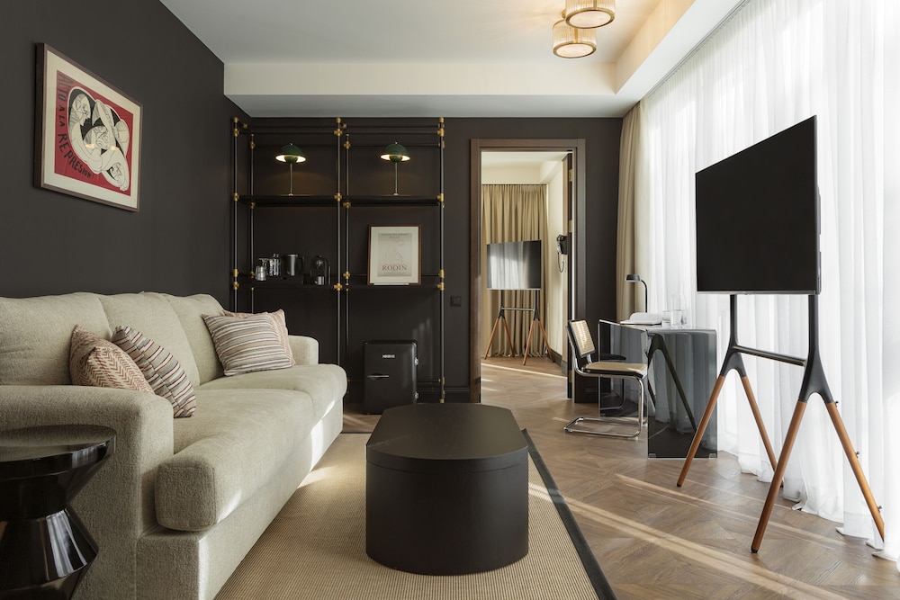 Artizan Design Hotel 36/61