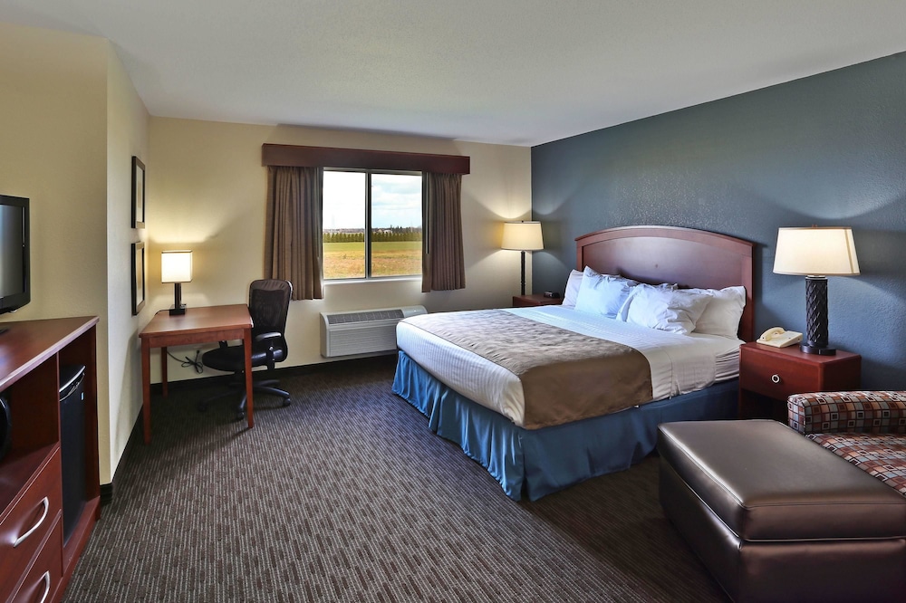 AmericInn by Wyndham Bay City 13/40