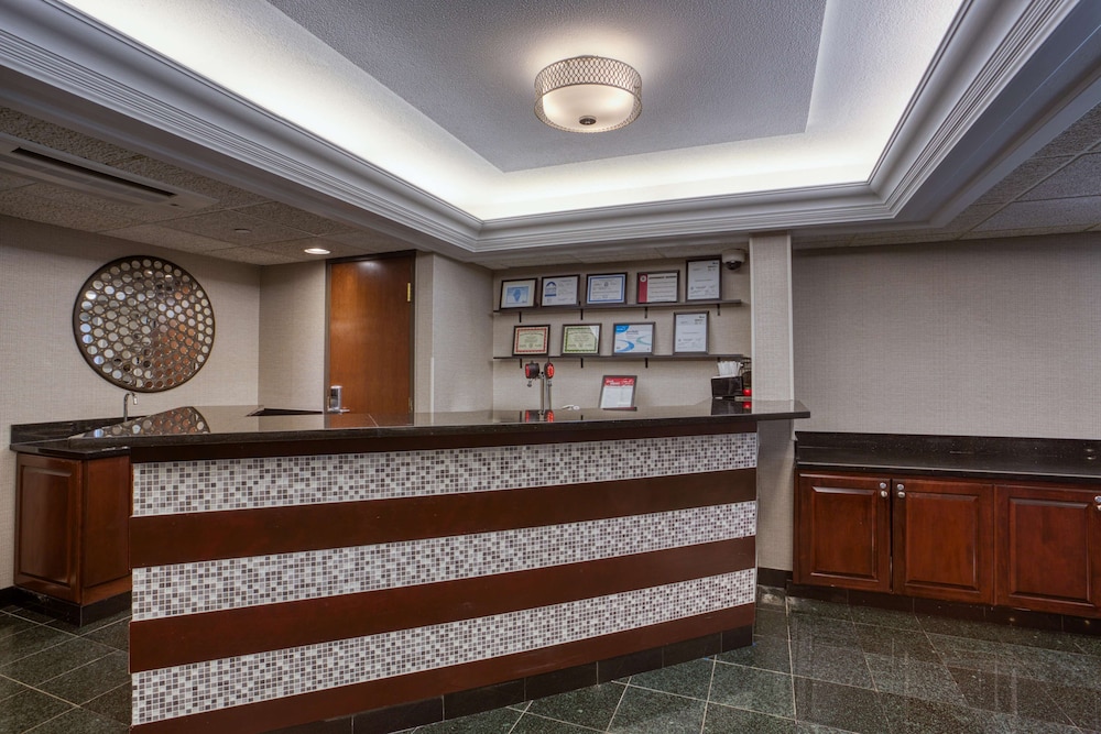 Drury Inn and Suites St Louis Fairview Heights 4/50