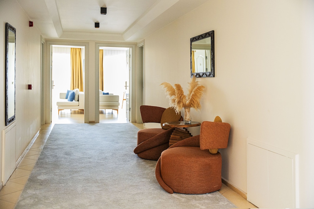 Kamer Suites And Hotel 31/50