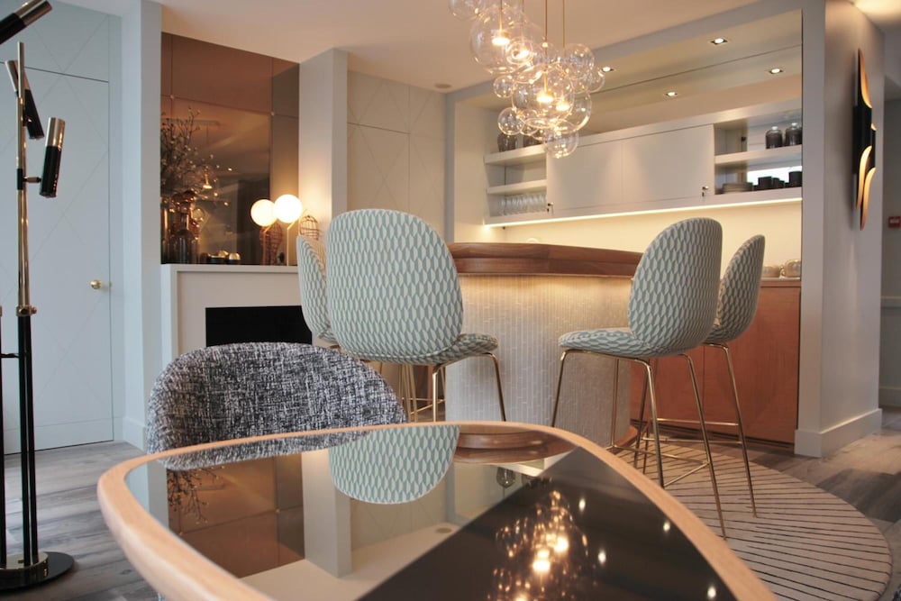 Millesime Hotel 53/56