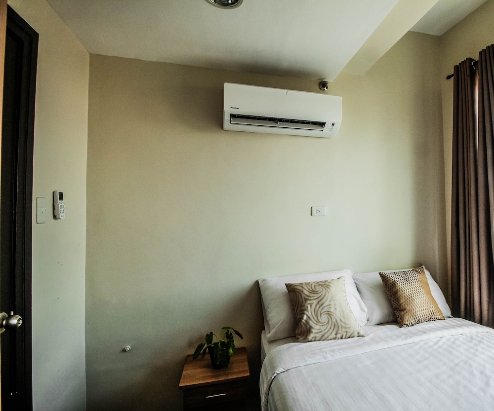 Home Solutions In Padgett Place 28/50