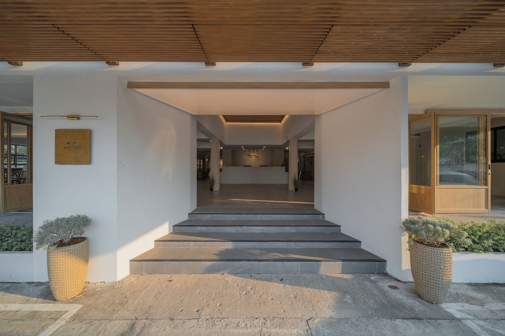 Mintara Hotel 6/57