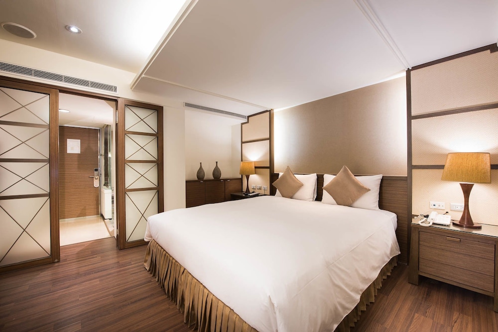 METRO, DOUBLE BED
