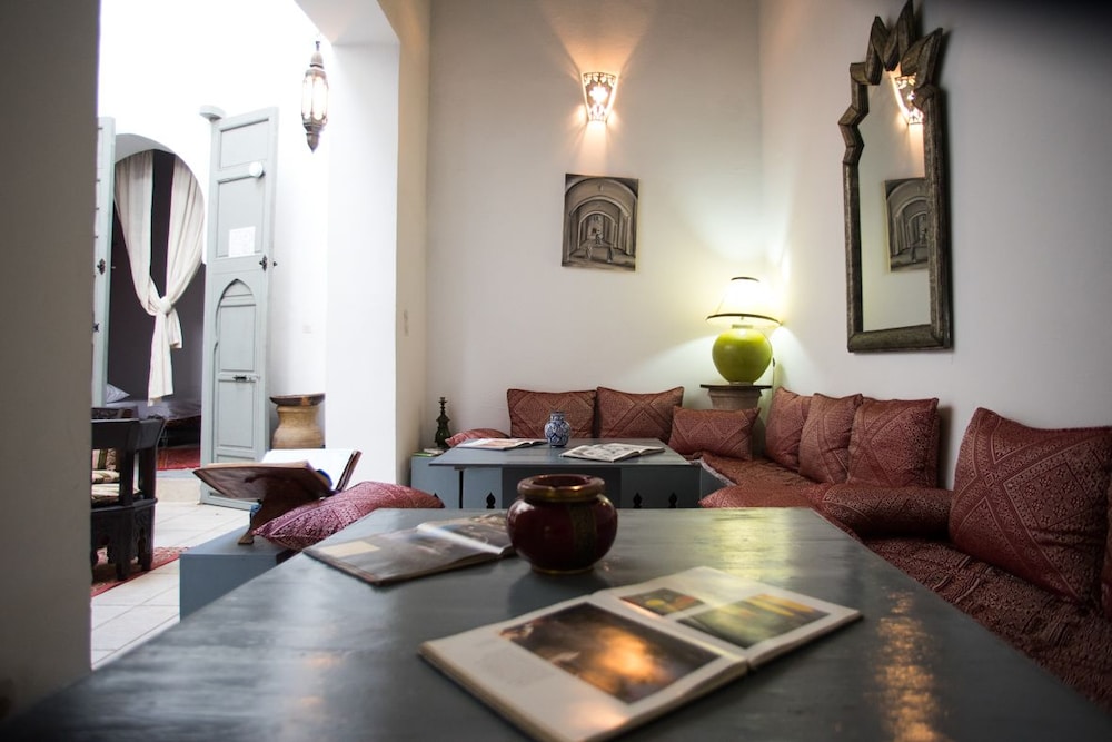 Riad Safir 31/49