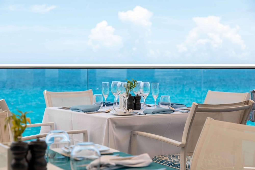 Sonesta Ocean Point Resort - Adults Only 40/50