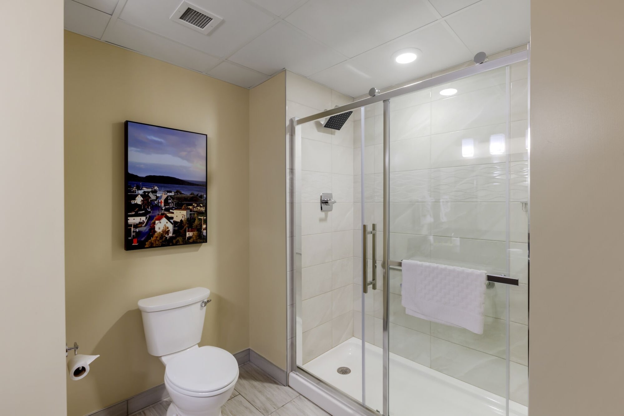Standard, Queen Bed, Best Western Plus St. John s Airport Hotel and Suites 3/5