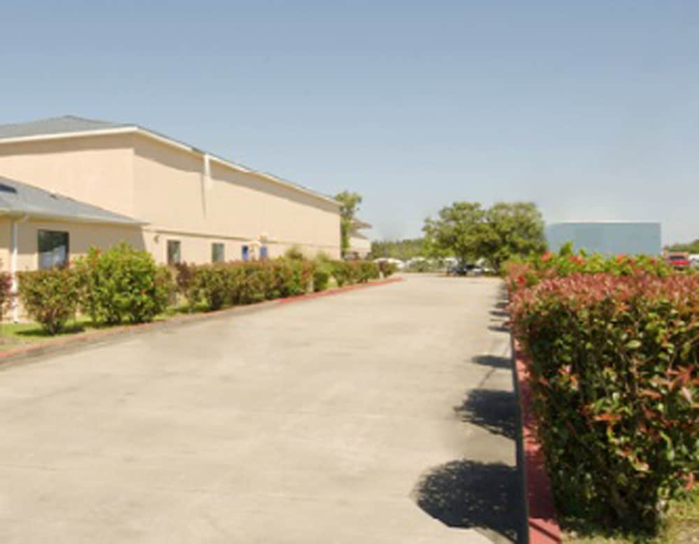 Americas Best Value Inn & Suites Port Arthur 5/25