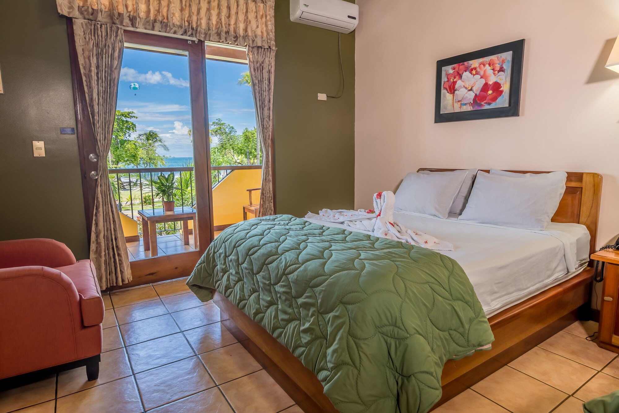 ROOM, DOUBLE BED, SEA VIEW