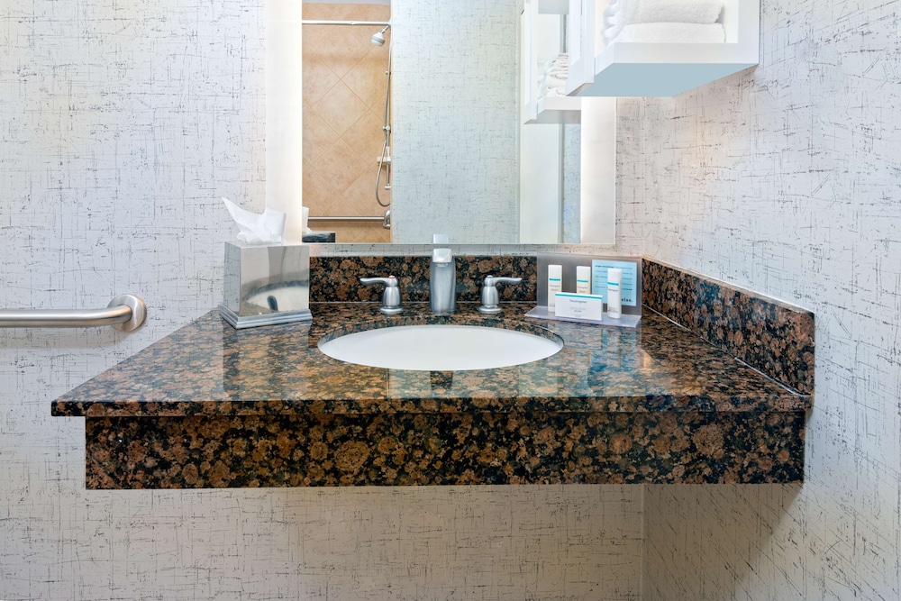 Hampton Inn And Suites Sarasota Lakewood Ranch 15/55
