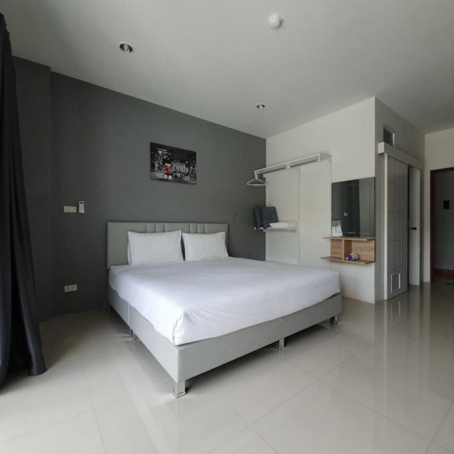 Room, Double Bed, Garden View, Big Buddha Hill Side 5/10