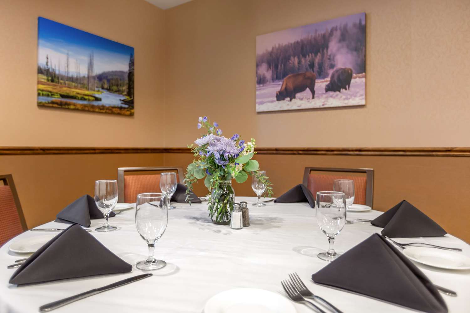 Best Western Premier Ivy Inn And Suites 35/44