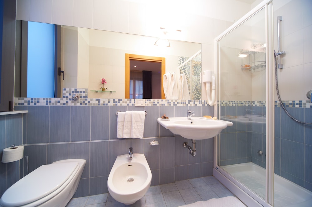 Hotel Sirio 38/44