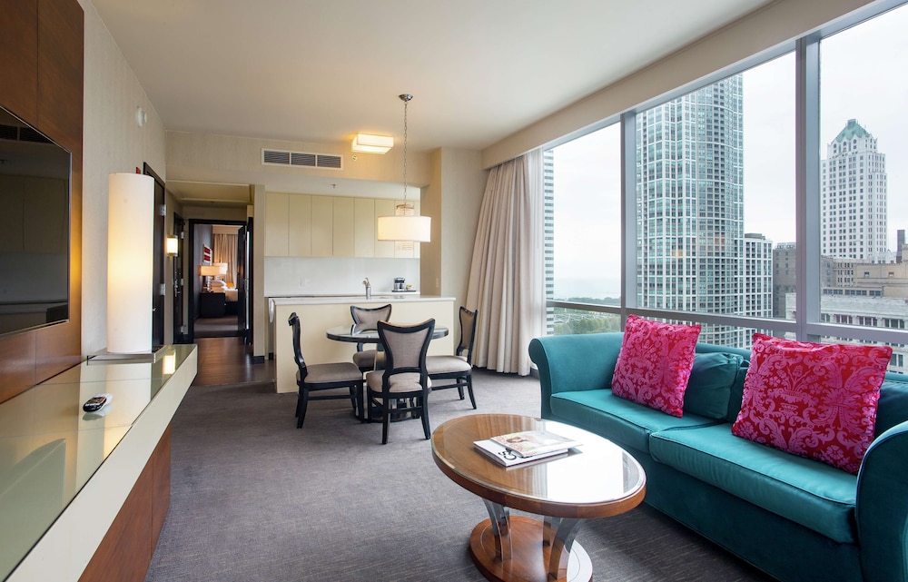 theWit Chicago, a Hilton Hotel 44/67