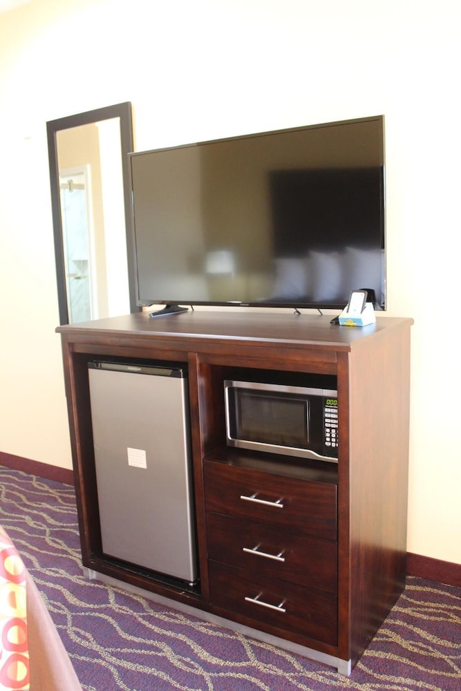Express Inn & Suites - Bush Airport 4/34