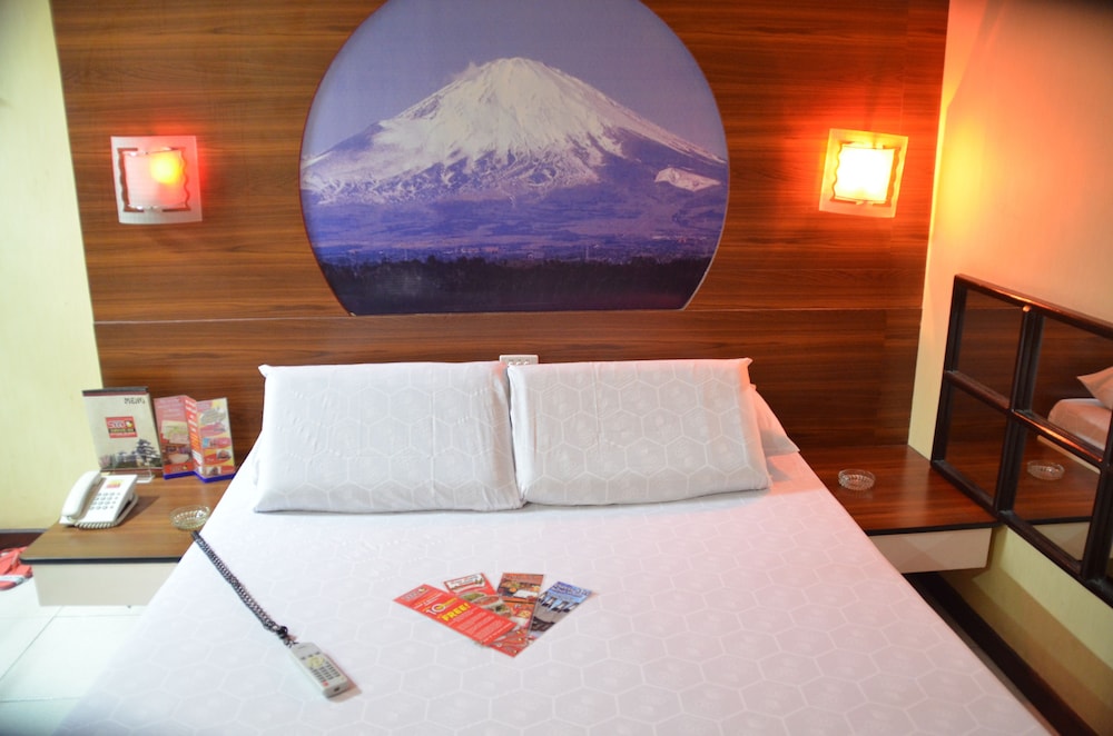 Hotel Sogo Sta. Mesa 23/39