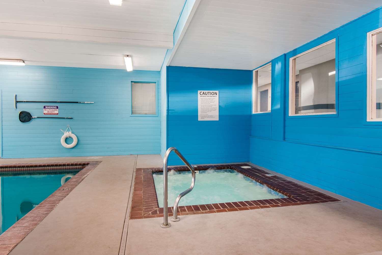 Quality Inn & Suites Wilsonville OR 2/3