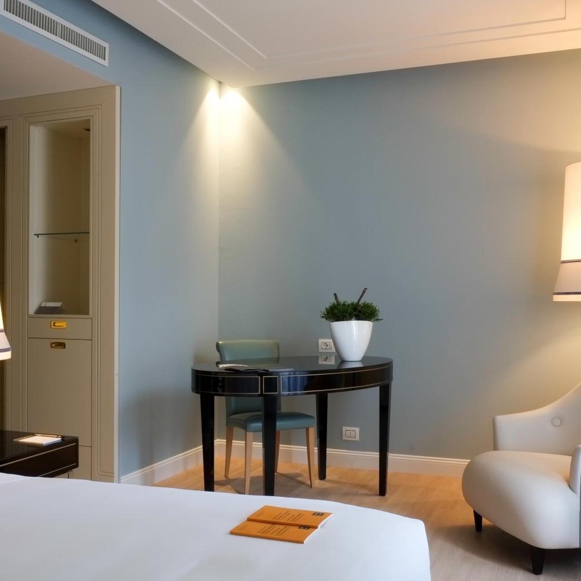SUPERIOR, DOUBLE BED