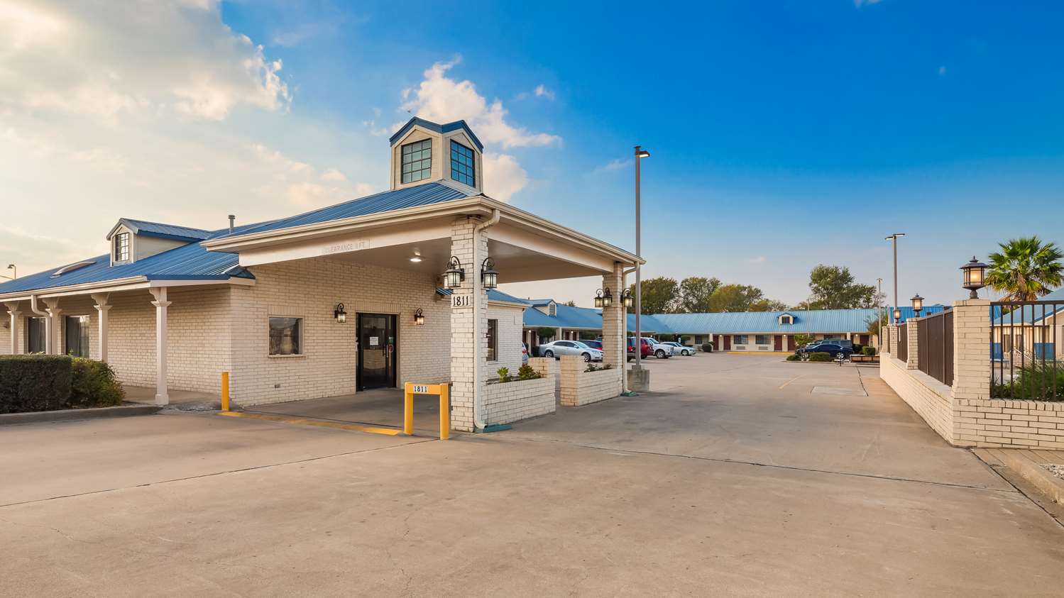 Best Western Regency Inn and Suites 4/22