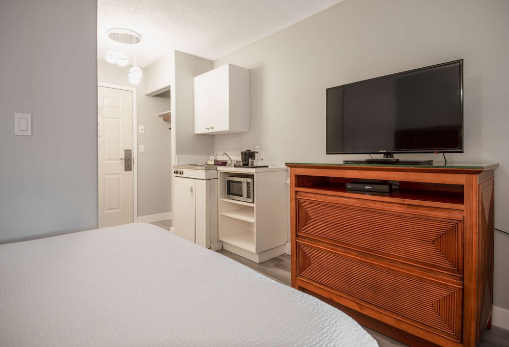 Coast Parksville Hotel 34/50