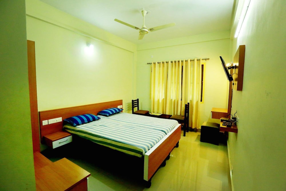 Hotel Brahmaputhra 19/33