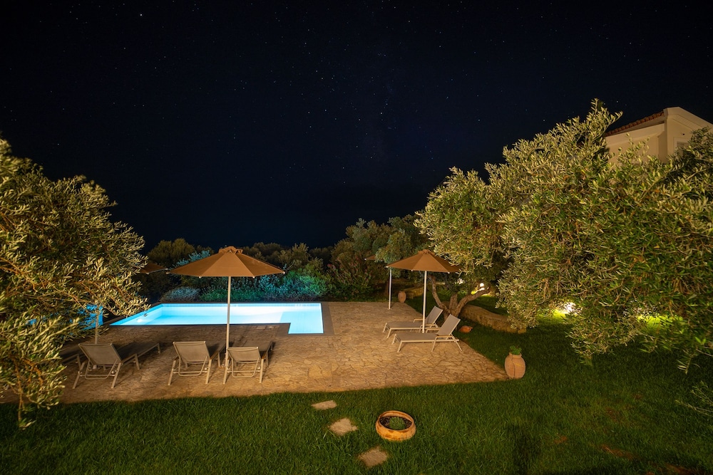 Abelia Luxurious Villas 20/23