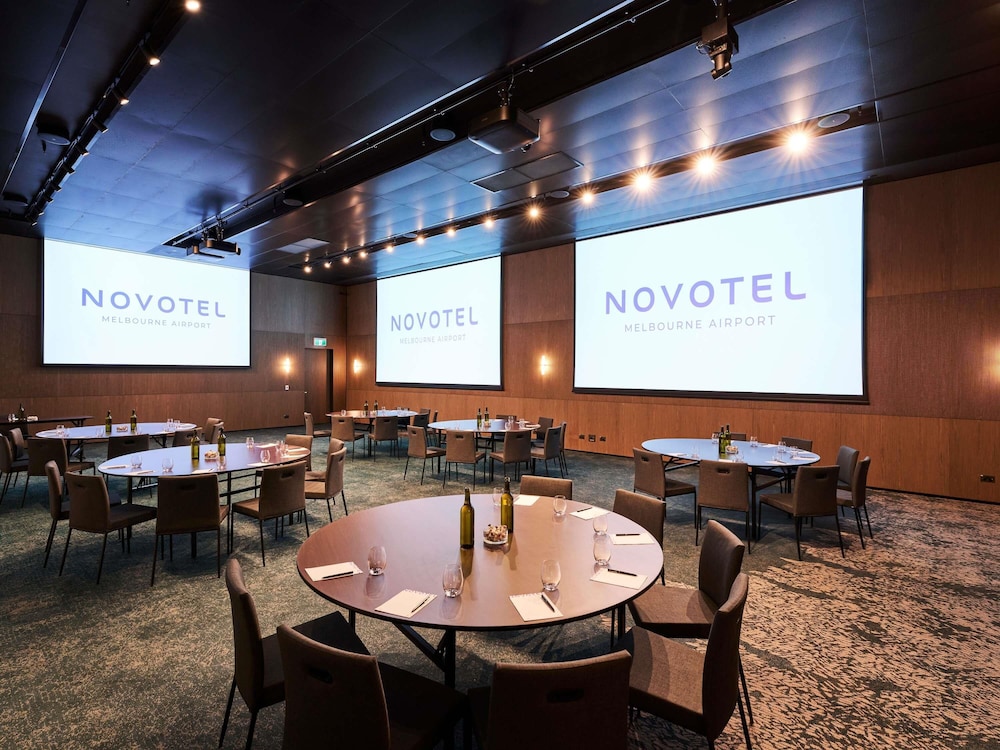 Novotel Melbourne Airport 48/54