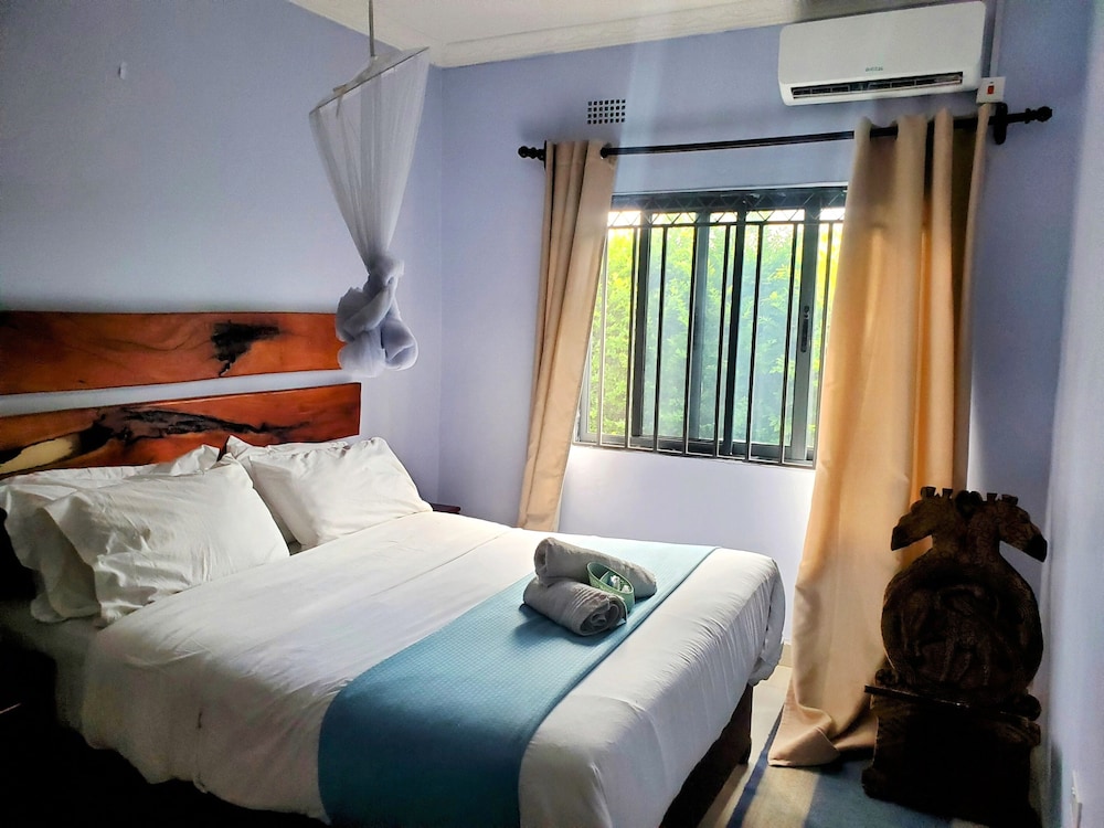3 BEDROOMS, SIGNATURE, APARTMENT, PRIVATE POOL