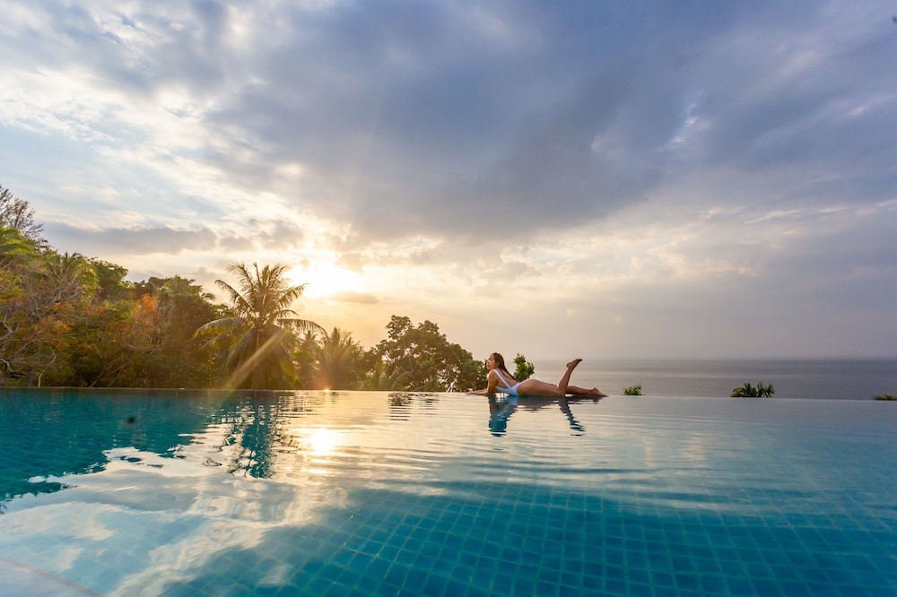 Ayara Kamala Resort Spa 72/77