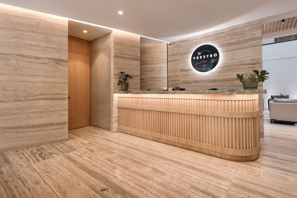 Vuestro Hotel Boutique 6/49