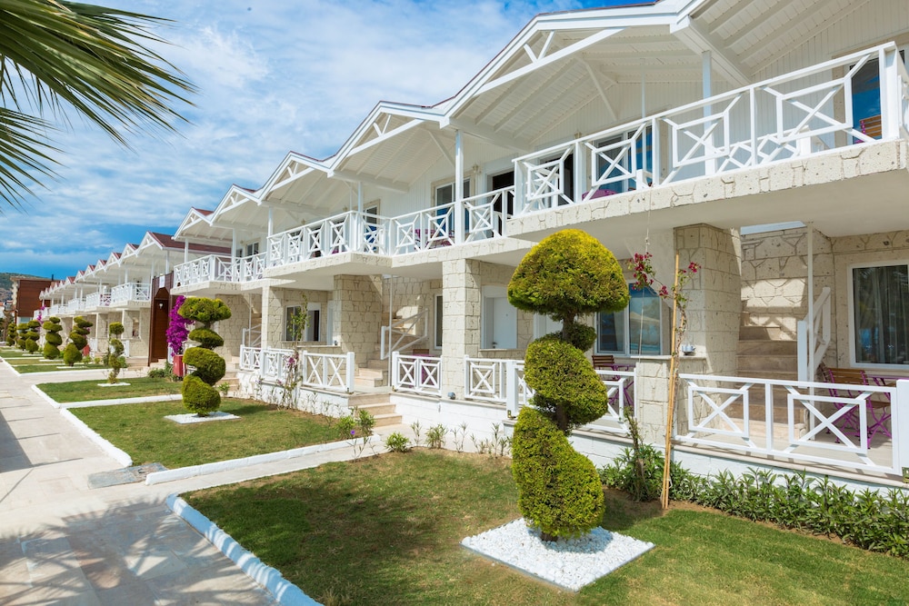Risus Beach Resort Hotel Kusadasi 8/50