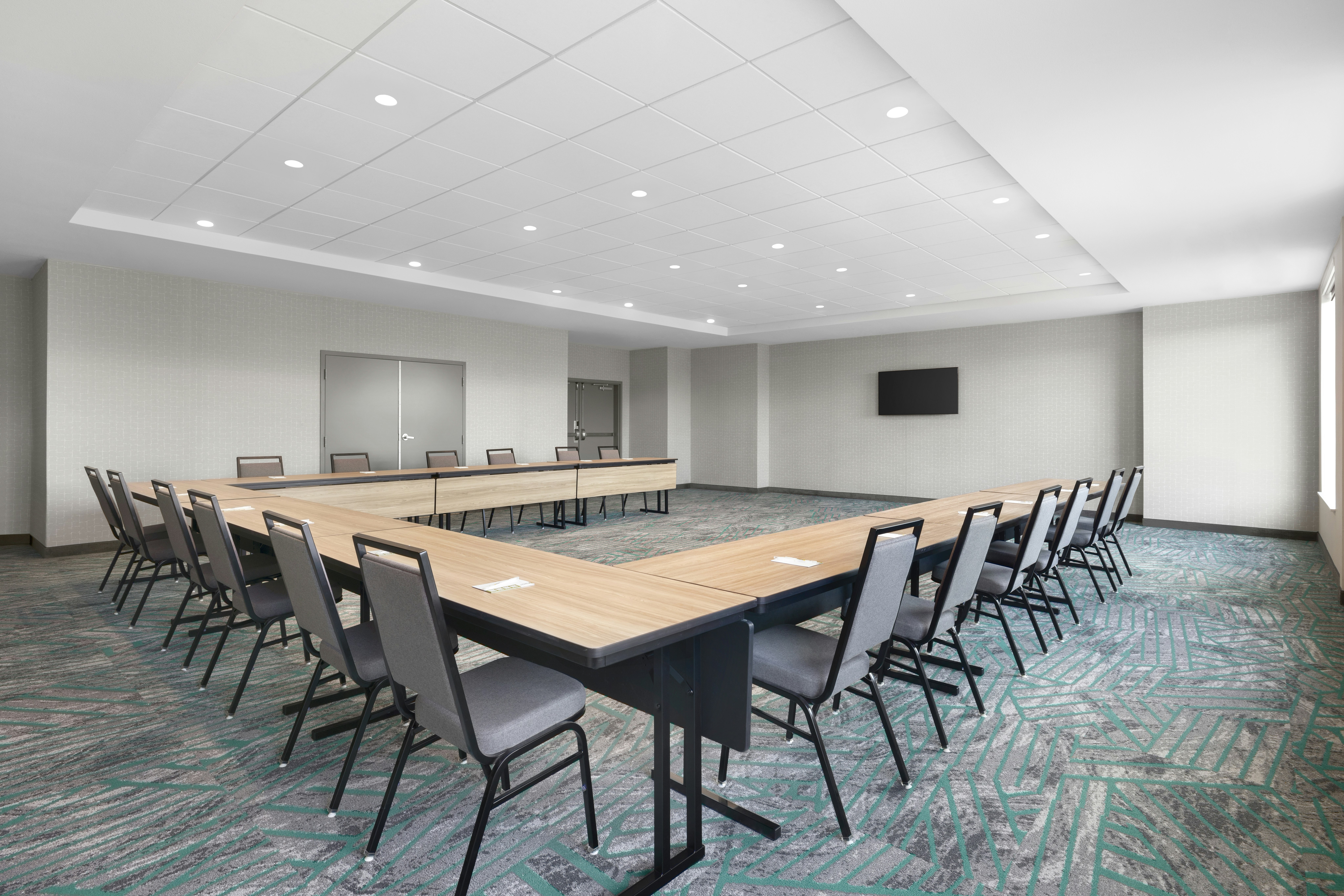 Home2 Suites by Hilton San Juan 25/33
