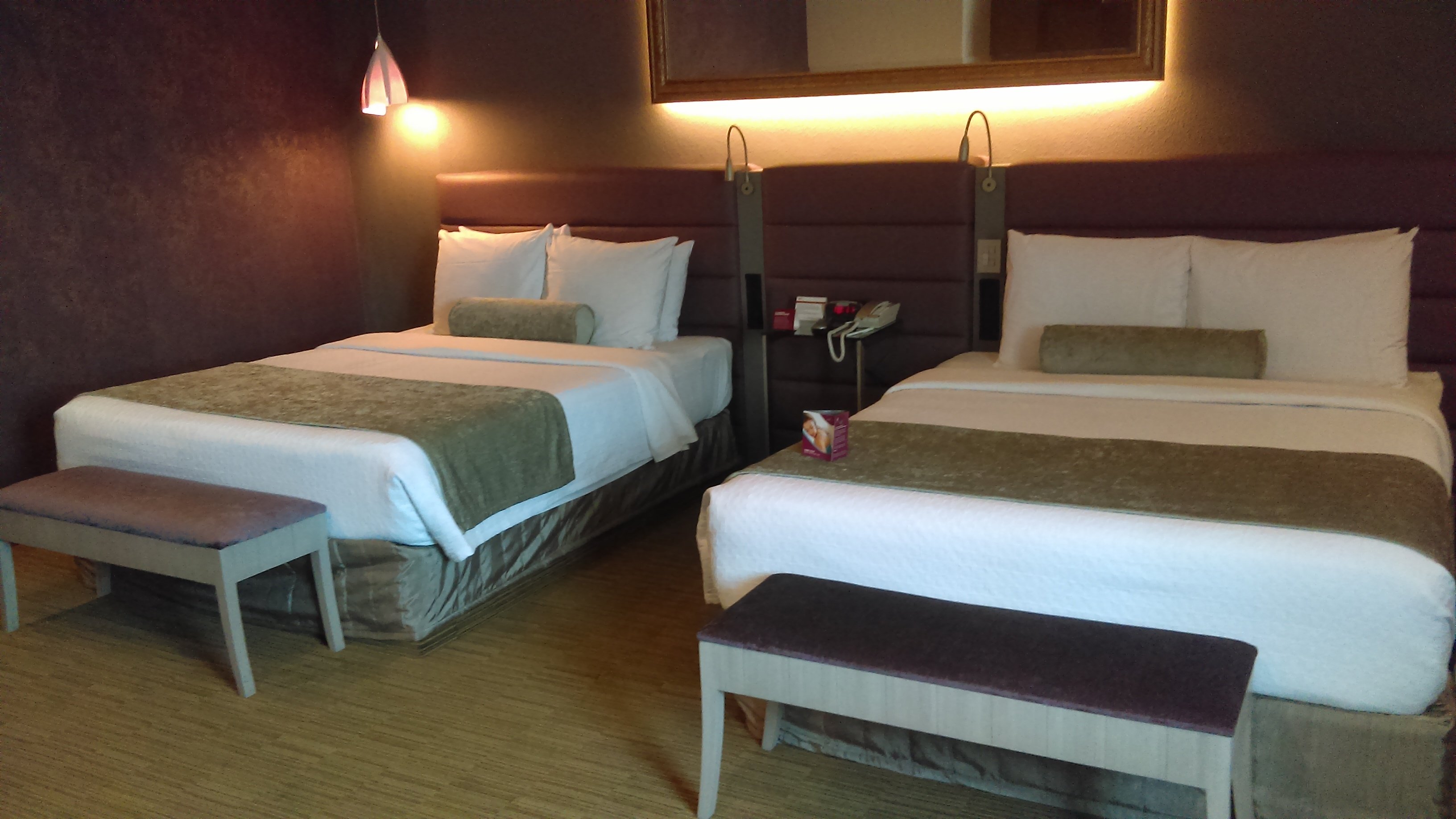 Crowne Plaza Toluca-Lancaster 11/78