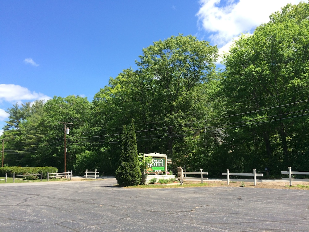 Perrys Motel & Cottages Ltd 36/47
