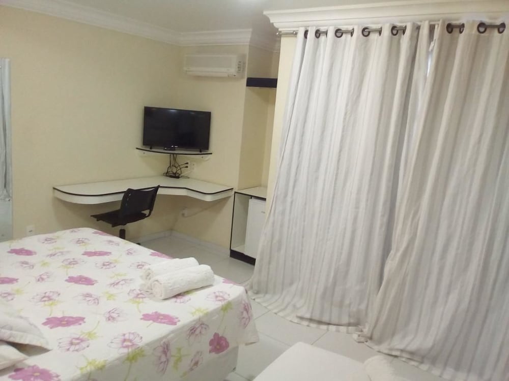 5C Hotel 12/27