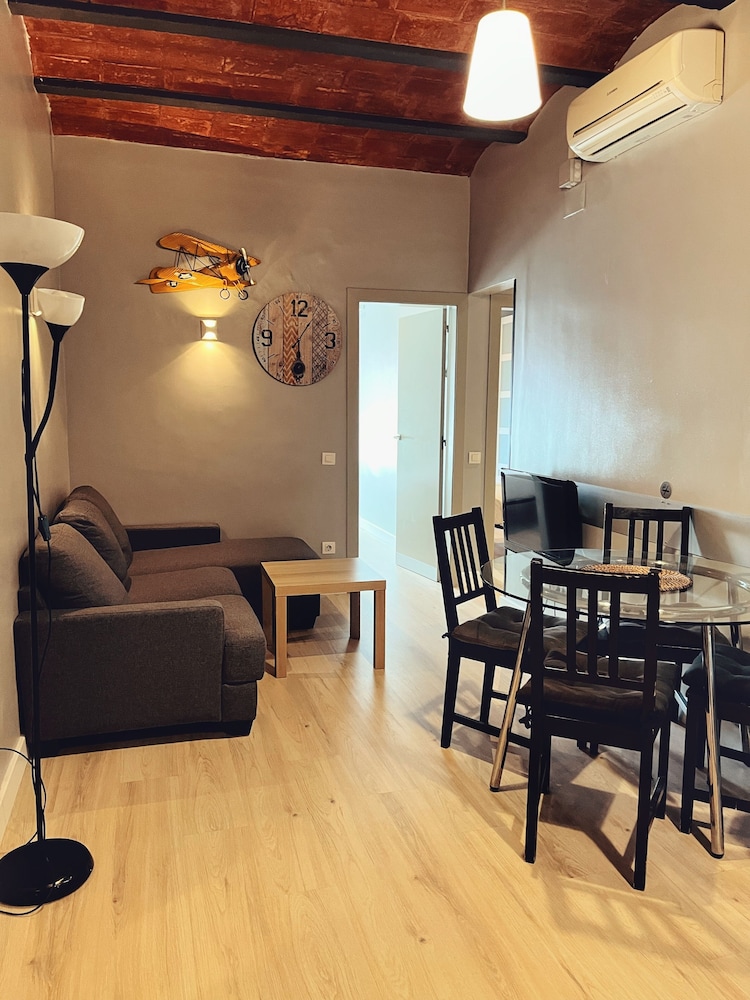 Fira Centric Apartments 49/72