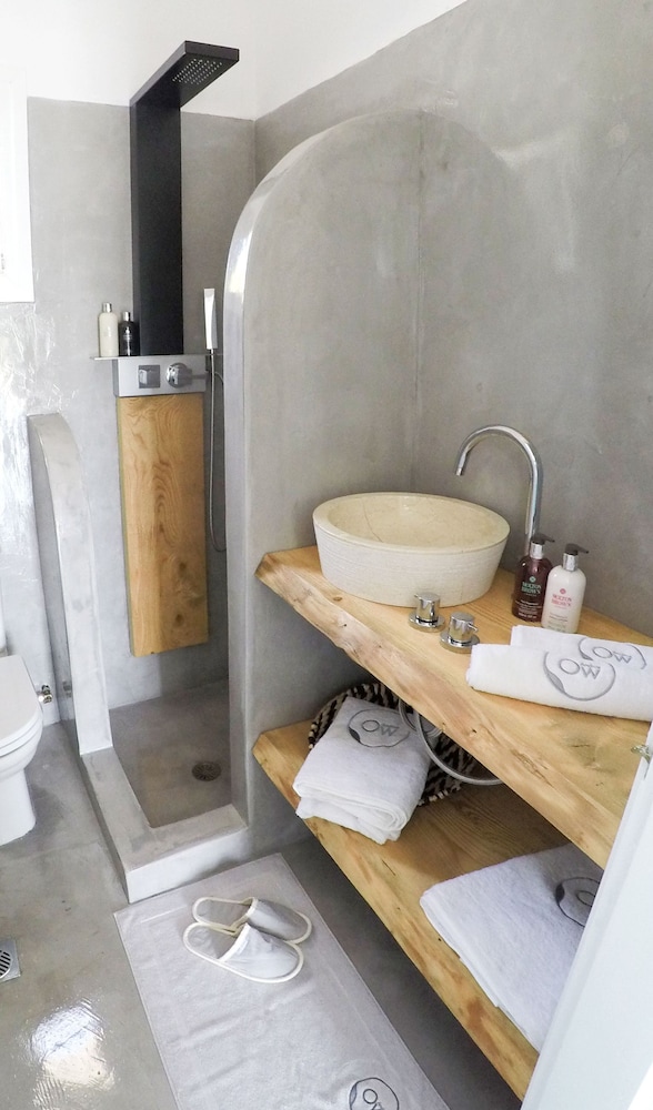 Ow Andros - Luxury Suites 50/50