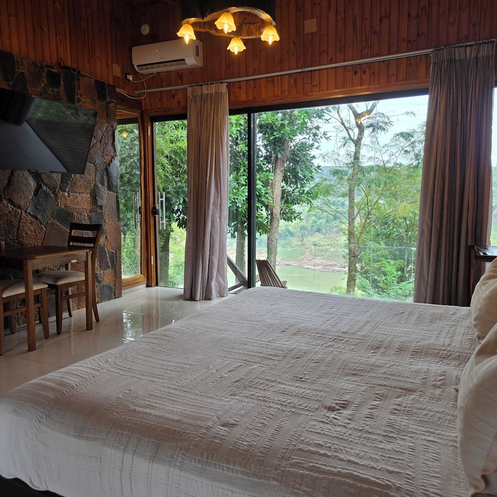 Tupa Lodge 22/71