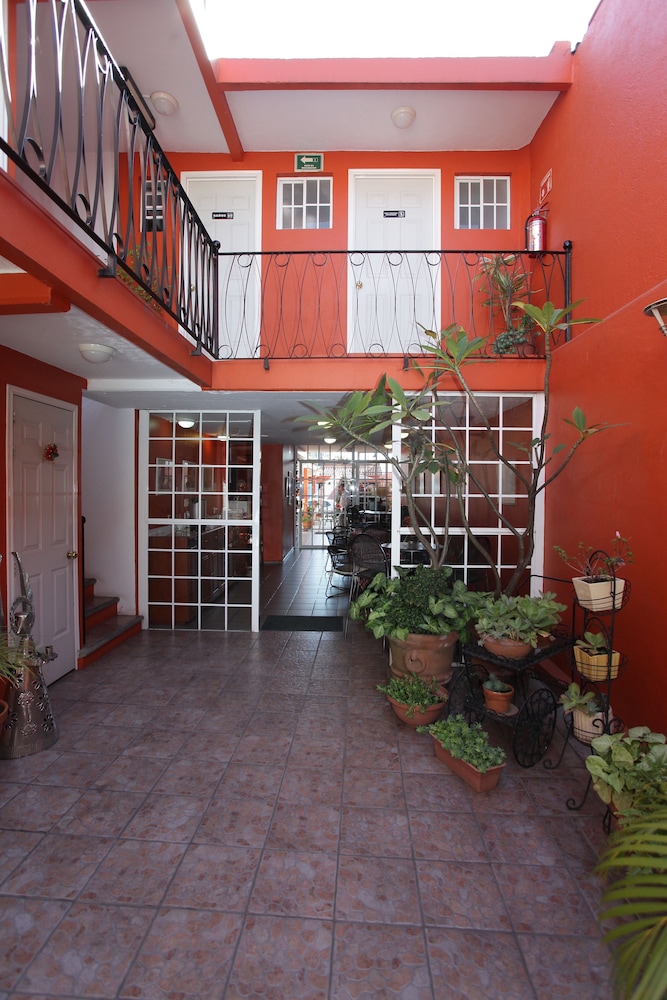 Hotel Camba 5/50