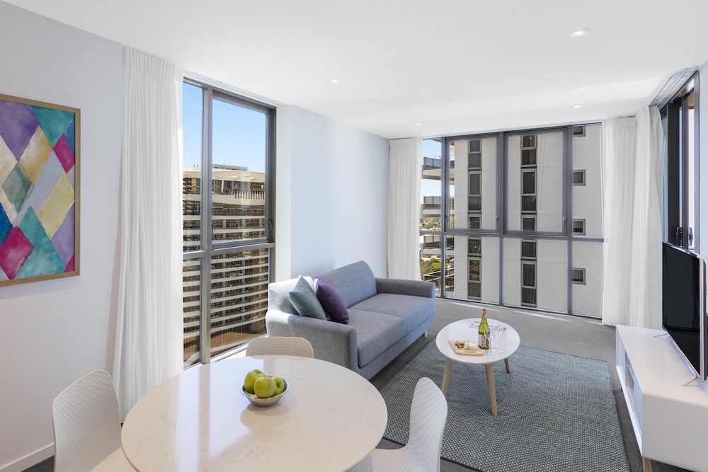 Avani Broadbeach Residences 54/74