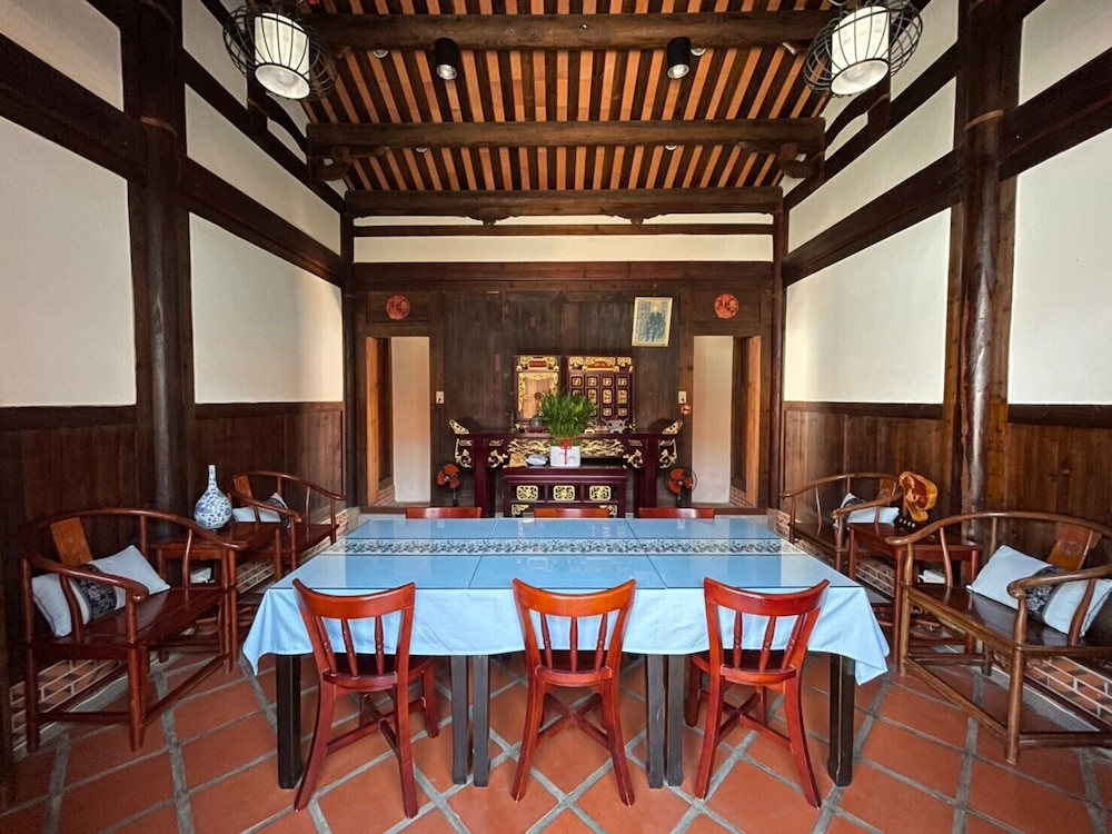 Guning Xiexinyuan Historical Inn 29/48