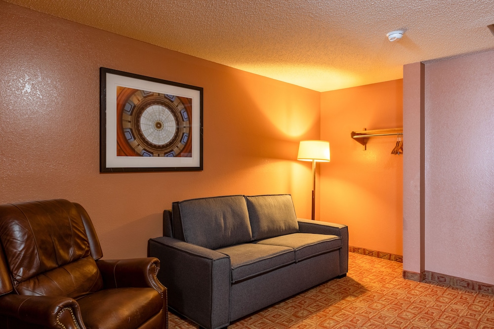 North Country Inn & Suite 26/44