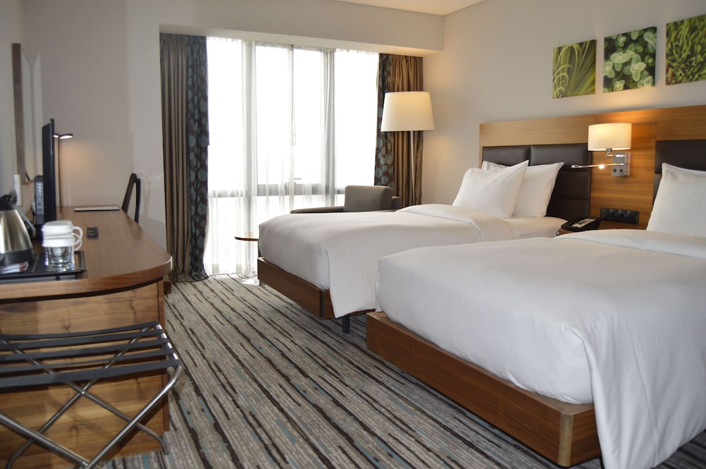 ROOM, TWIN BEDS