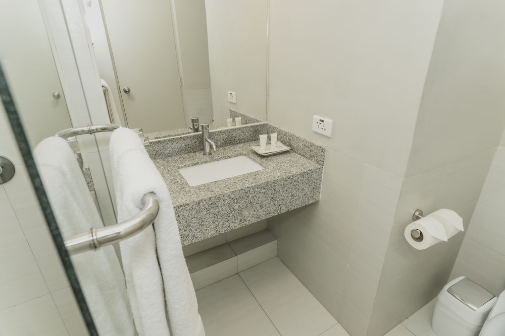 Arte Hotel Lima 50/50